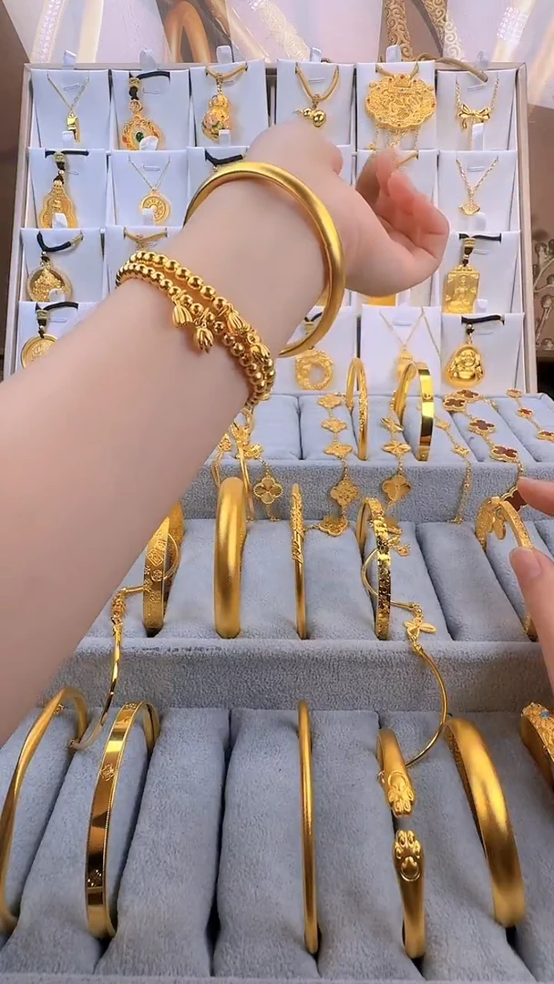 无足银轮胎手镯    总重29g外2.6g