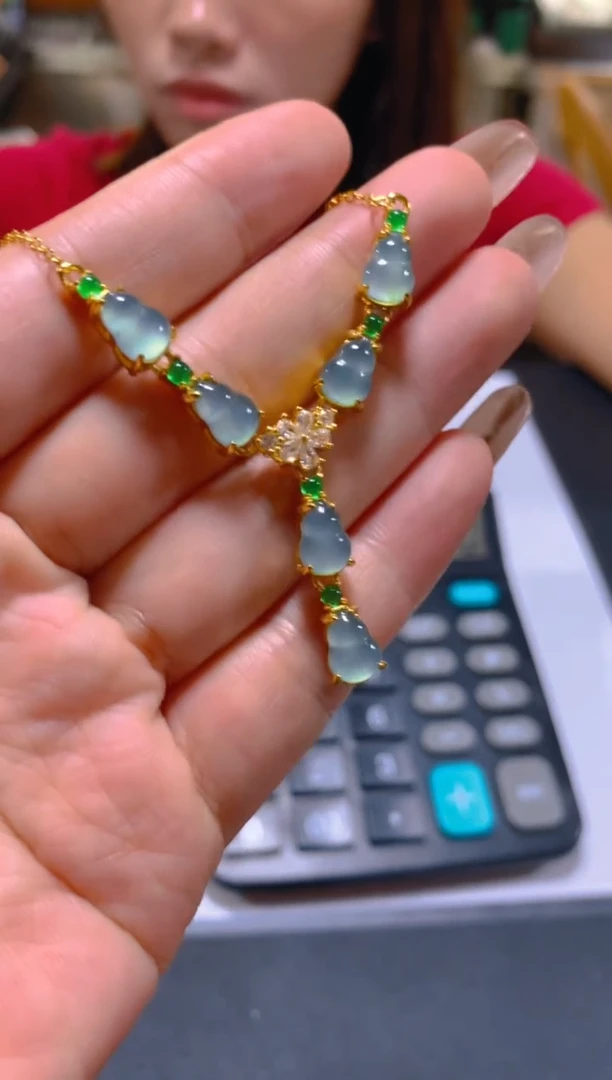 颈饰未镶嵌翡翠多样性发一