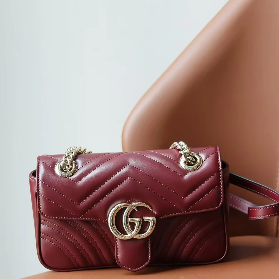 全新未使用 GUCCI/古驰 红色古驰马蒙22/61366