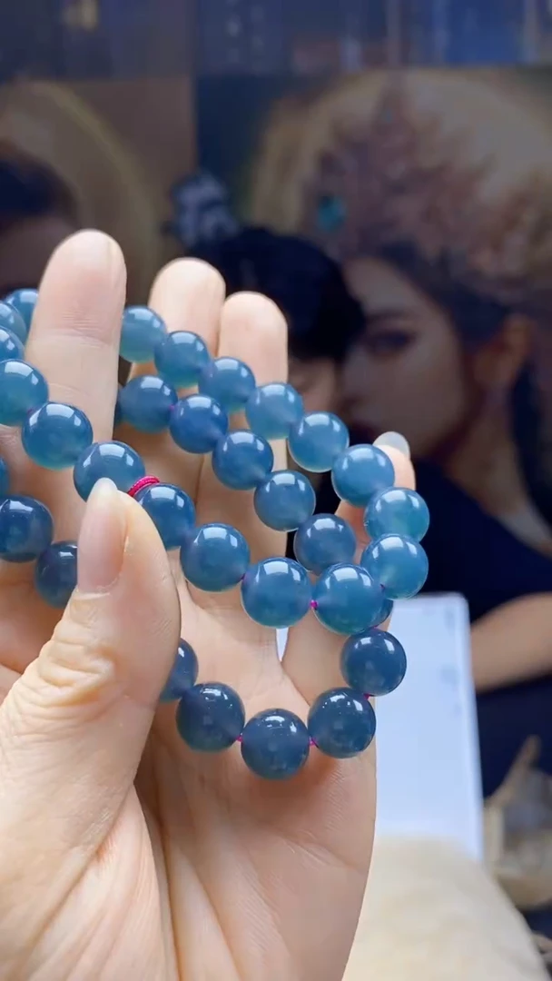 翡翠未镶嵌颈饰多样性发货 (只发一件) *MC52