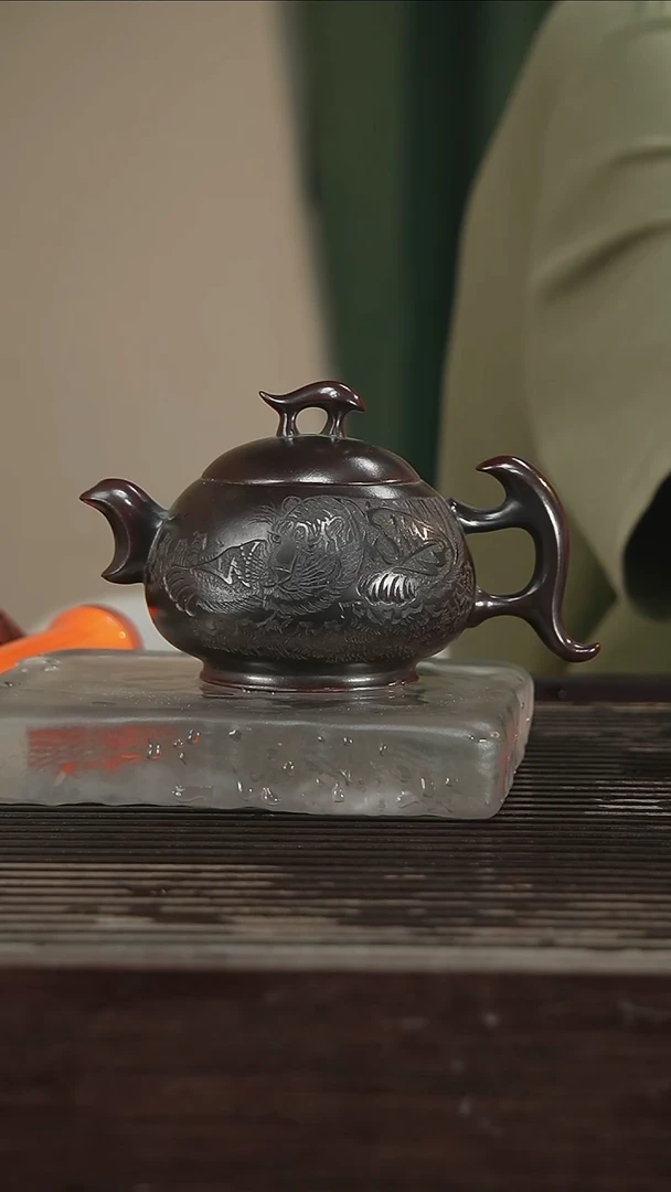 茶壶紫砂带证260CC168号