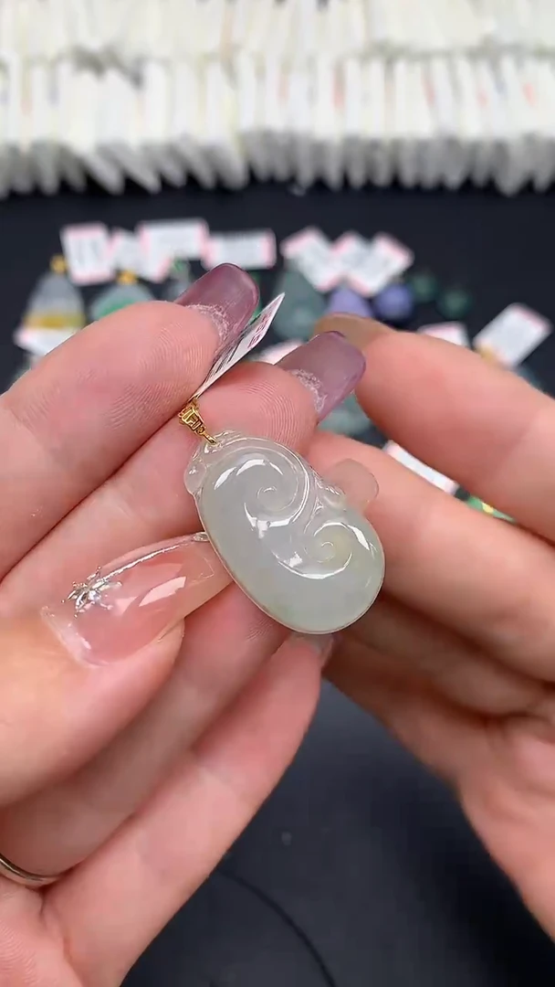 翡翠18K金镶嵌吊坠(不含链)MS190046