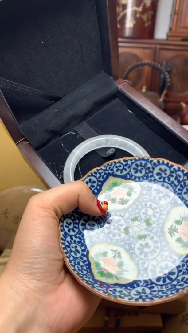 瓷器默认微瑕瓷器