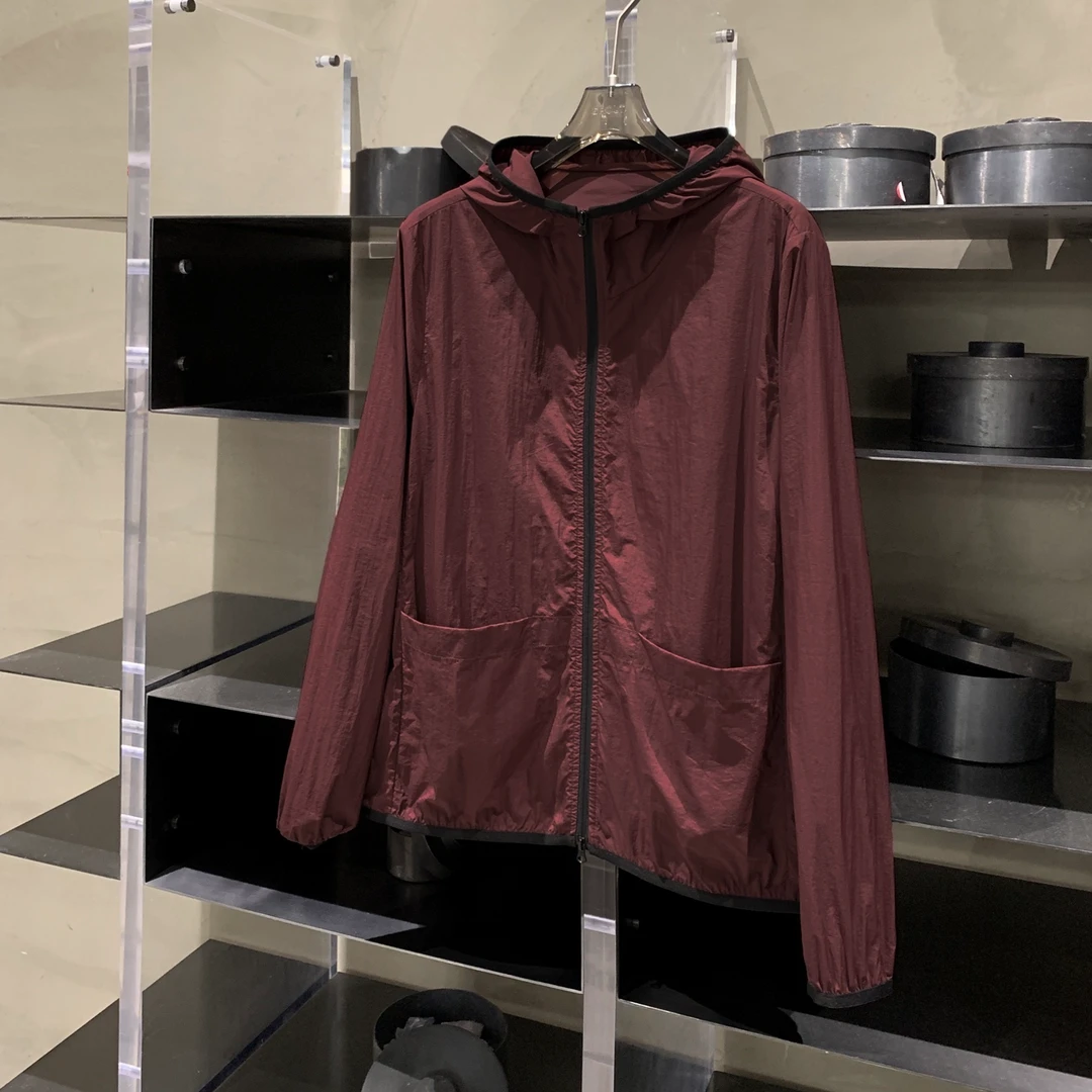 轻薄透气户外运动登山休闲连帽插兜防晒衣外套女 W6890