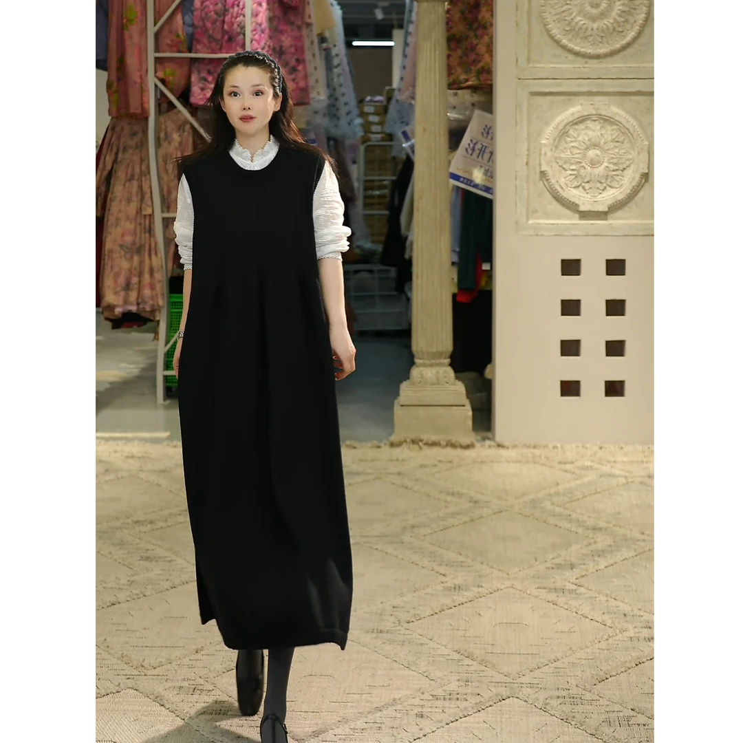 漾.围坐红泥小火炉 煮酒谈今夕2025秋冬毛衣背心长裙250906