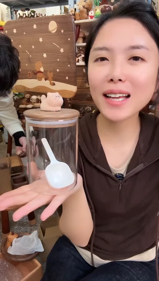 木奶猫中号玻璃罐