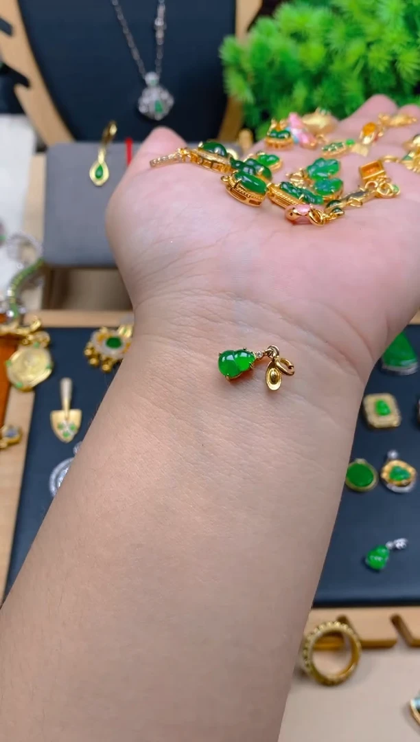 吊坠(不含链)银S925镶嵌翡翠元宝葫芦万能扣