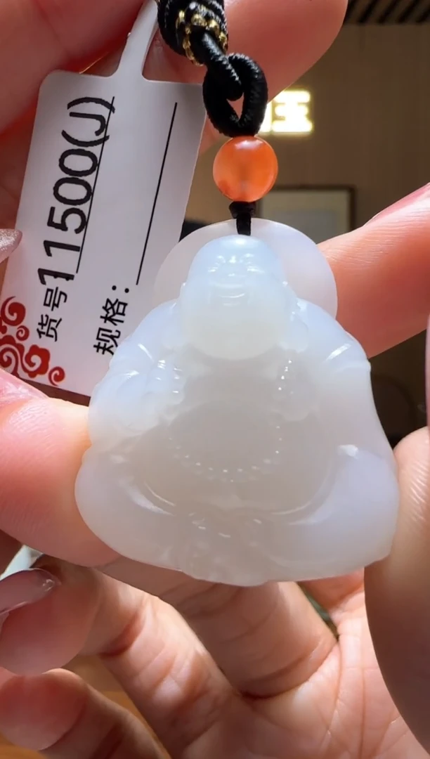 颈饰未镶嵌和田玉J