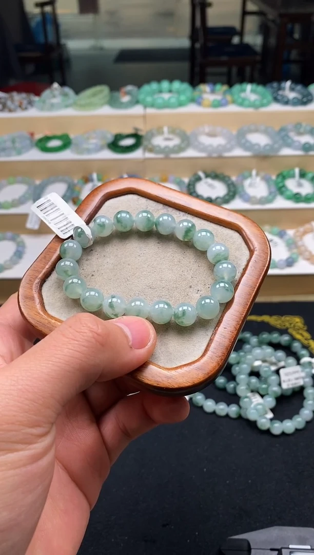 未镶嵌手链翡翠?**?天然A货翡翠