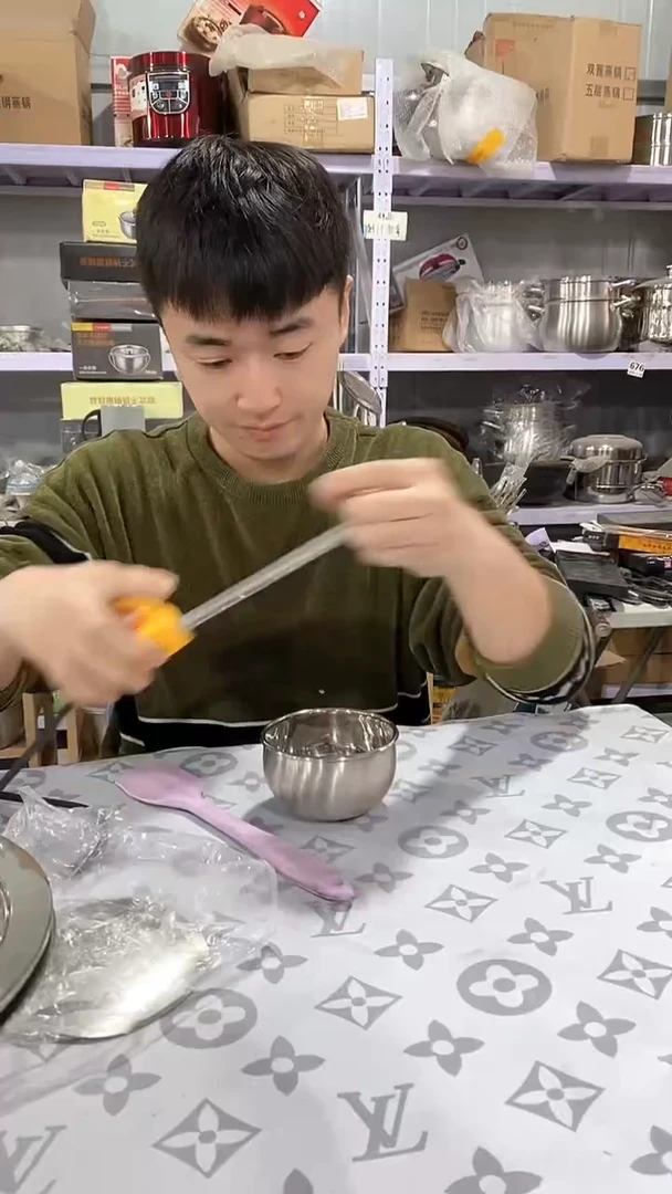 10.5直径小碗4个瑕疵