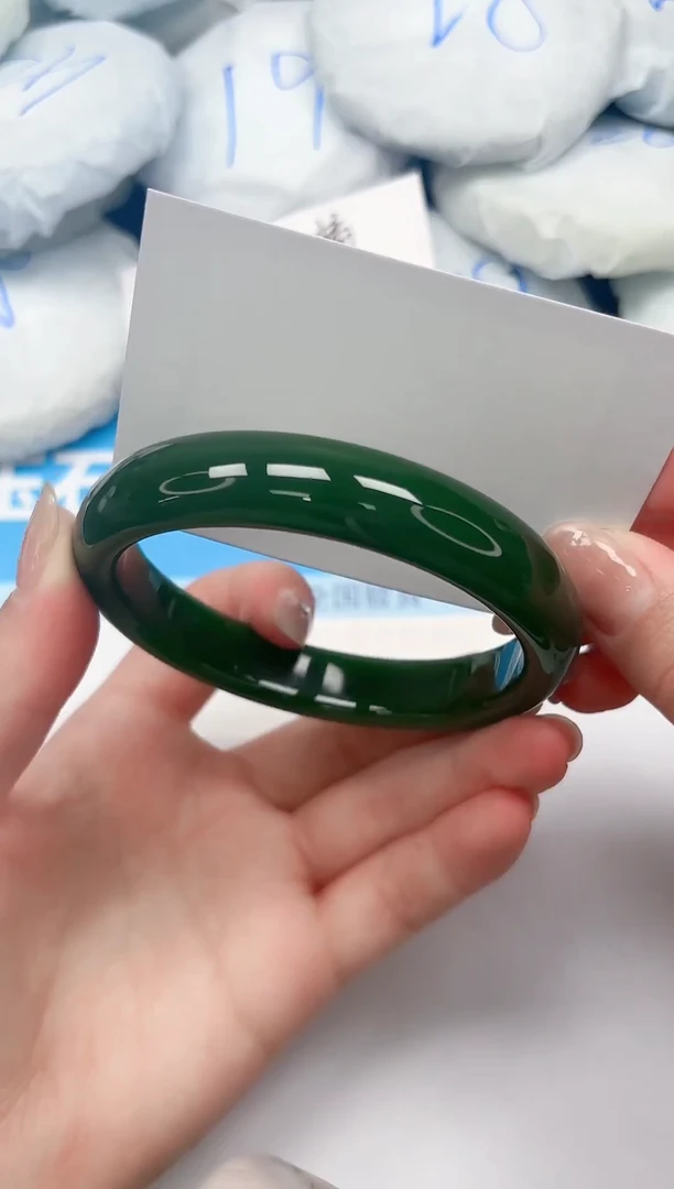 未镶嵌手镯石英质玉10/6465