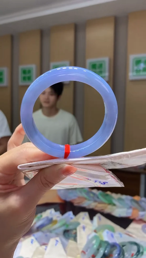 翡翠手镯未镶嵌-Q125 圈口57.4