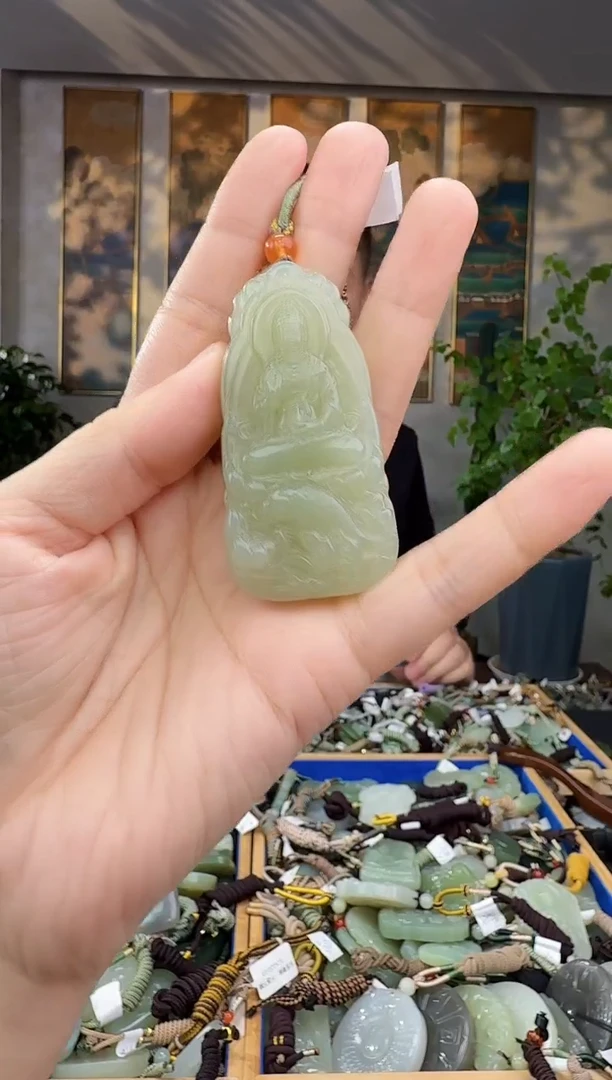 未镶嵌和田玉挂件拍一发一