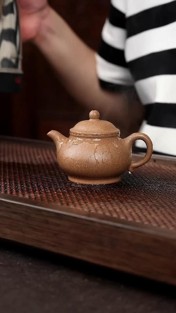 茶壶紫砂芝麻绿潘壶