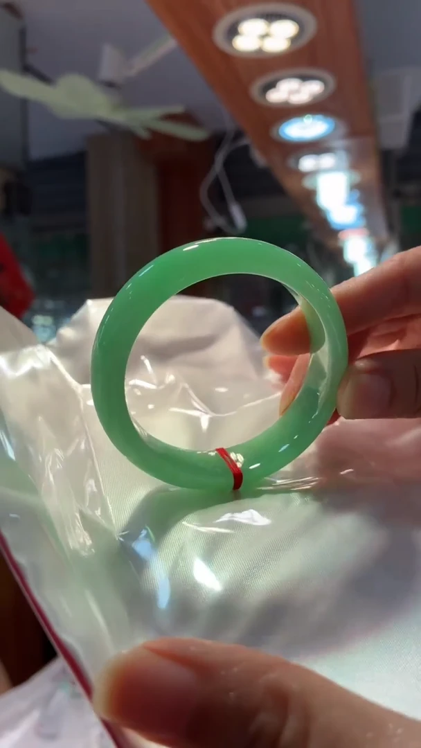 未镶嵌翡翠手镯定制翡翠意向金2w