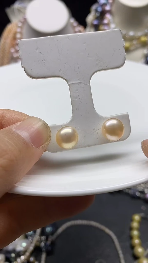 颈饰未镶嵌淡水珍珠多人