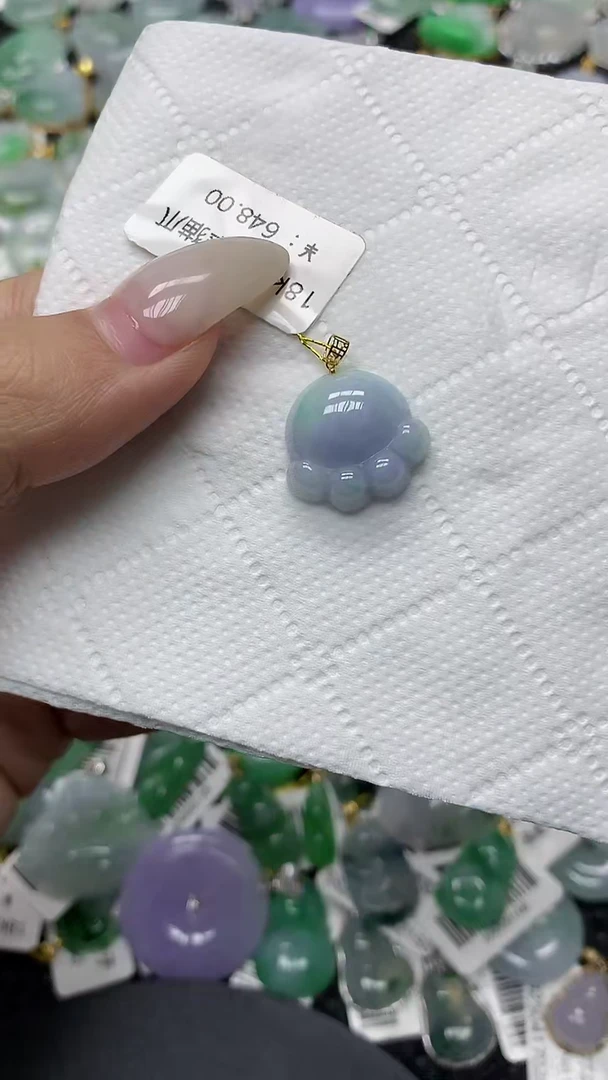 颈饰18K金镶嵌翡翠11111111111