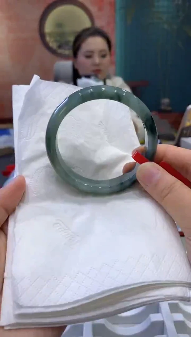 【闪购商品】翡翠手镯未镶嵌多人0007070