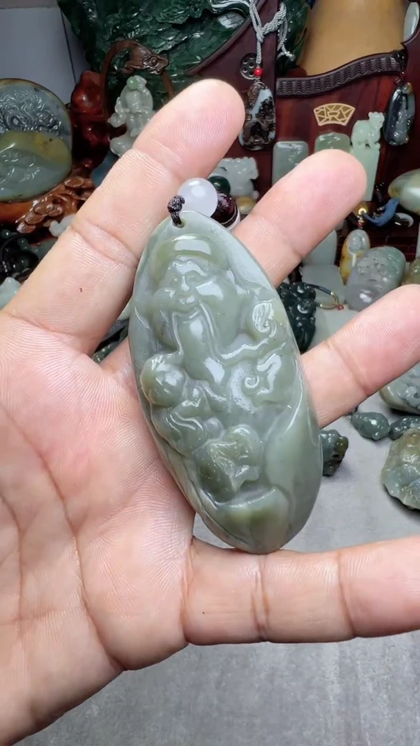 和田玉未镶嵌把件-