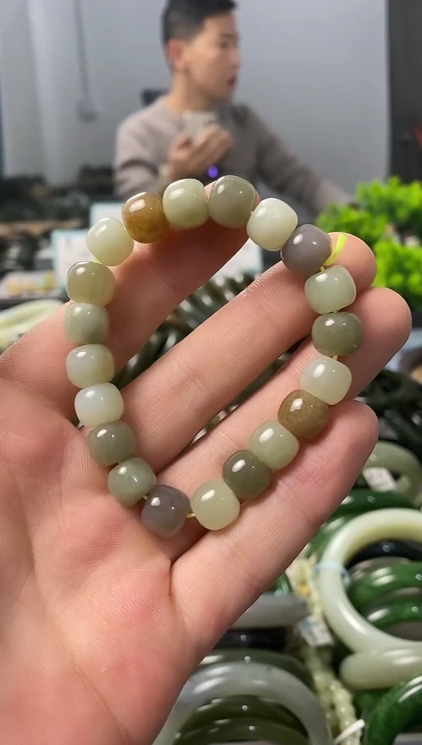 未镶嵌手镯和田玉10mm