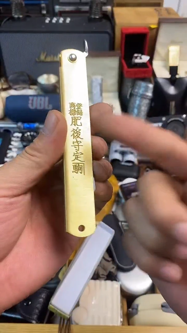 瓷片闪购商品，如图所示