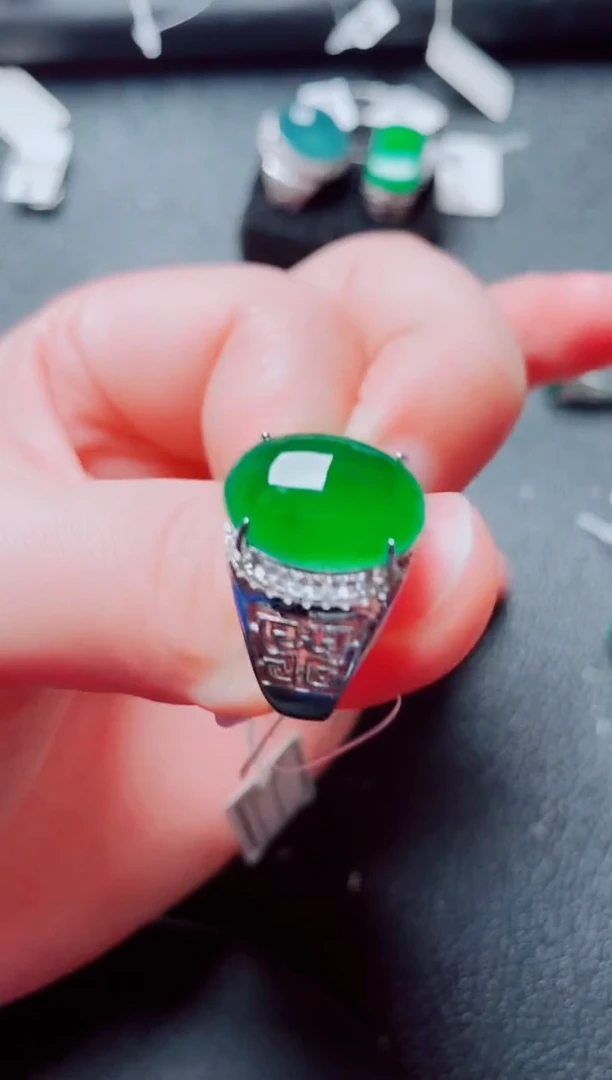 银S925镶嵌戒指翡翠1