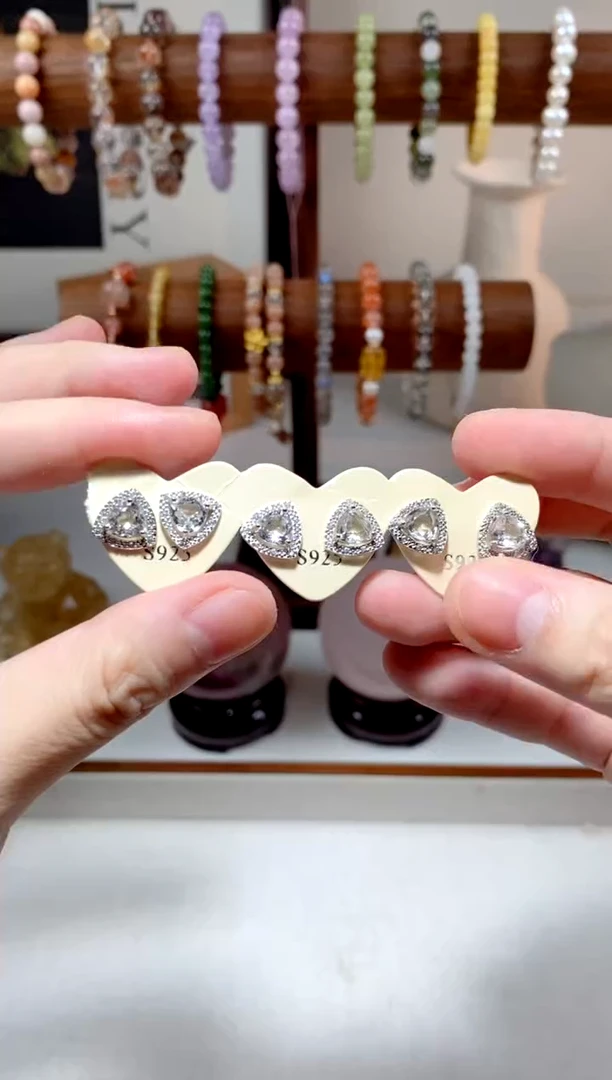 【闪购商品】水晶耳饰银S925镶嵌1多样性发一