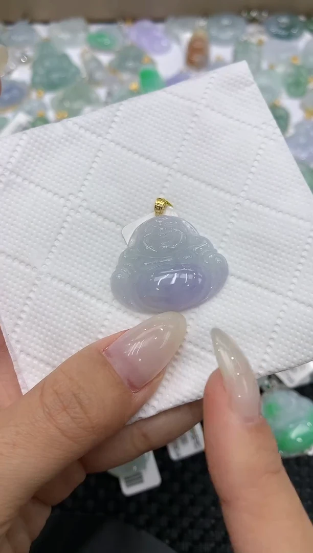 颈饰18K金镶嵌翡翠111111111111