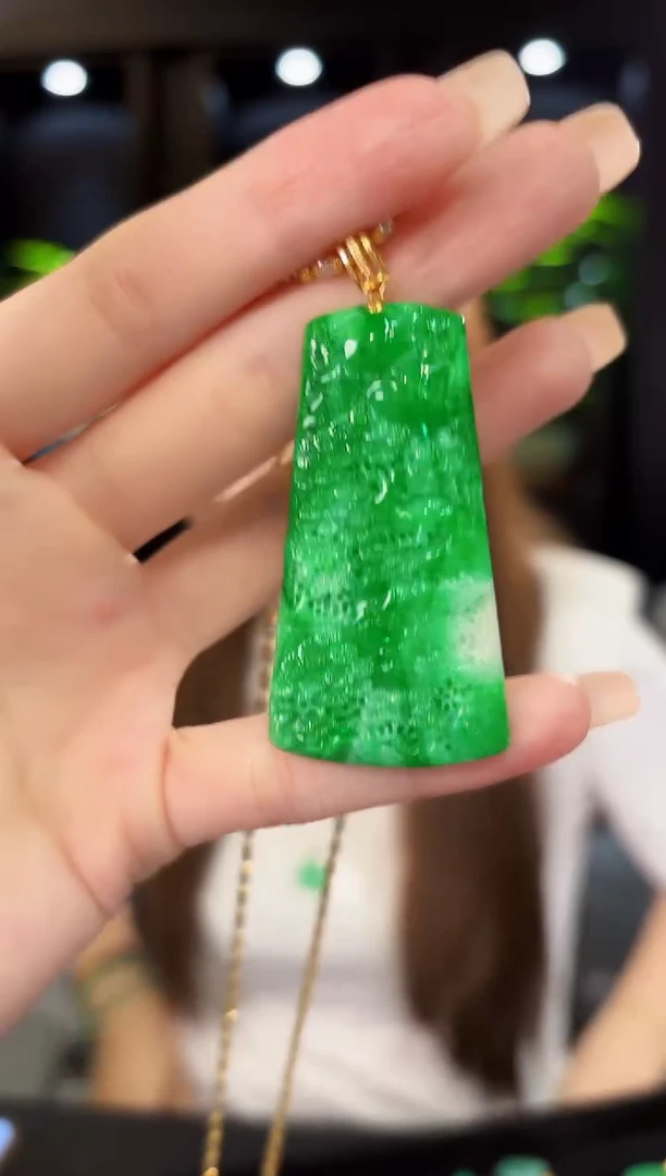 翡翠18K金镶嵌吊坠(不含链) 缅料A货/支持复检/一件