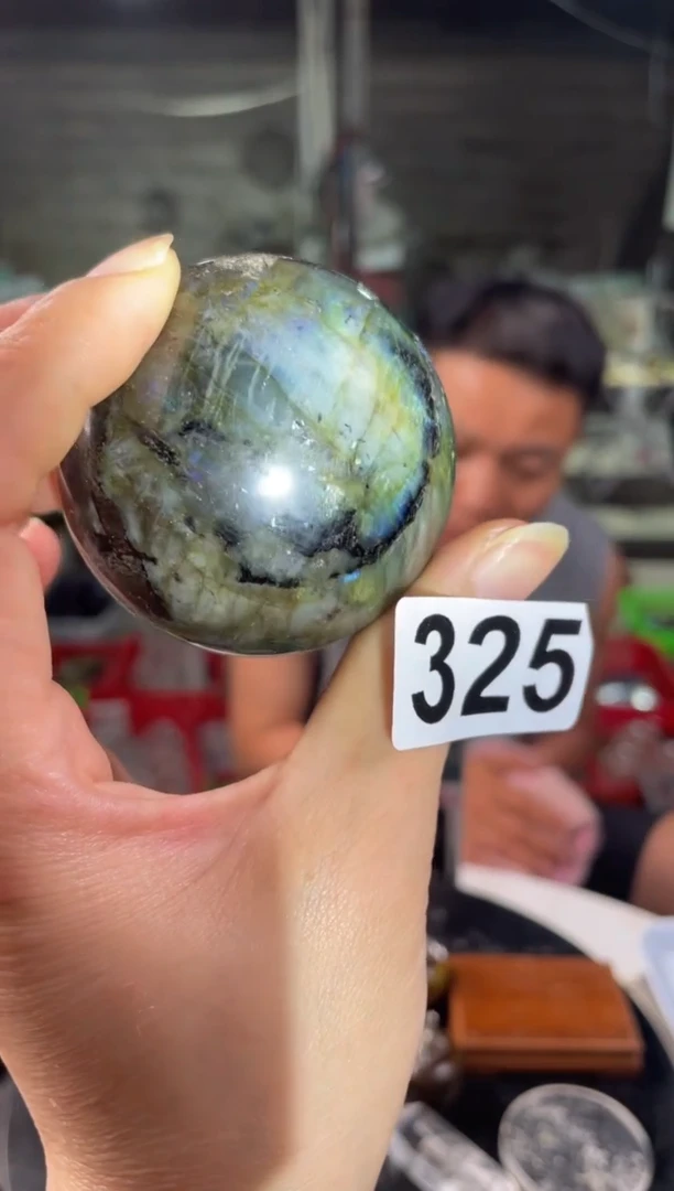 未镶嵌水晶大型摆件（非配饰）拉长石球325  多样性发其一