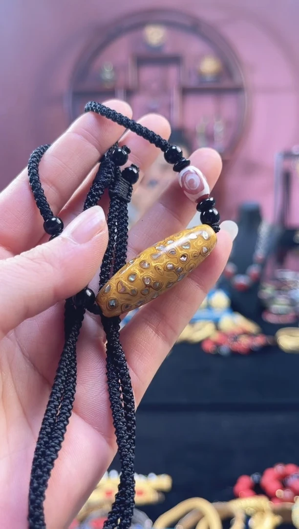 非遗 犀皮漆路路通 黄色