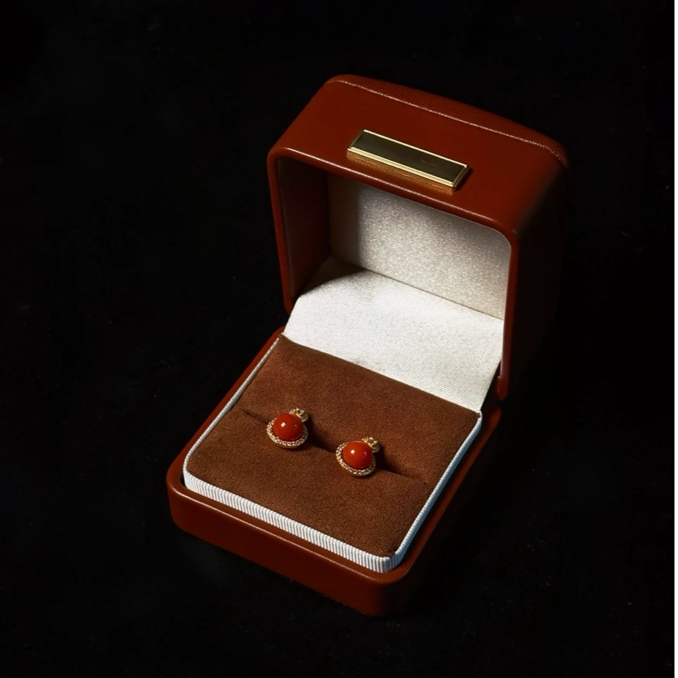 沁玥CinYue-天然南红S925银设计款耳钉