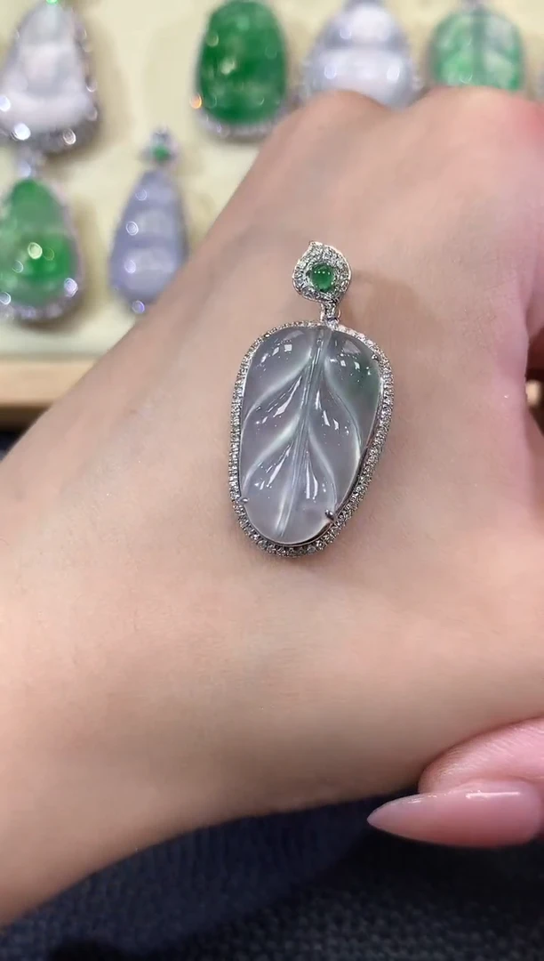 翡翠18K金镶嵌吊坠(不含链)夏日珠宝B17
