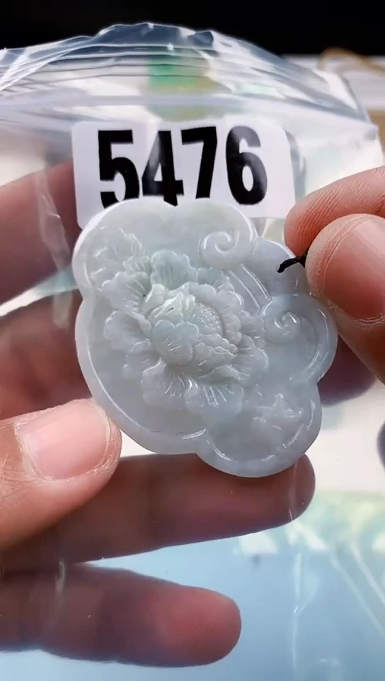 【闪购商品】翡翠挂件未镶嵌天然翡翠吊坠挂件