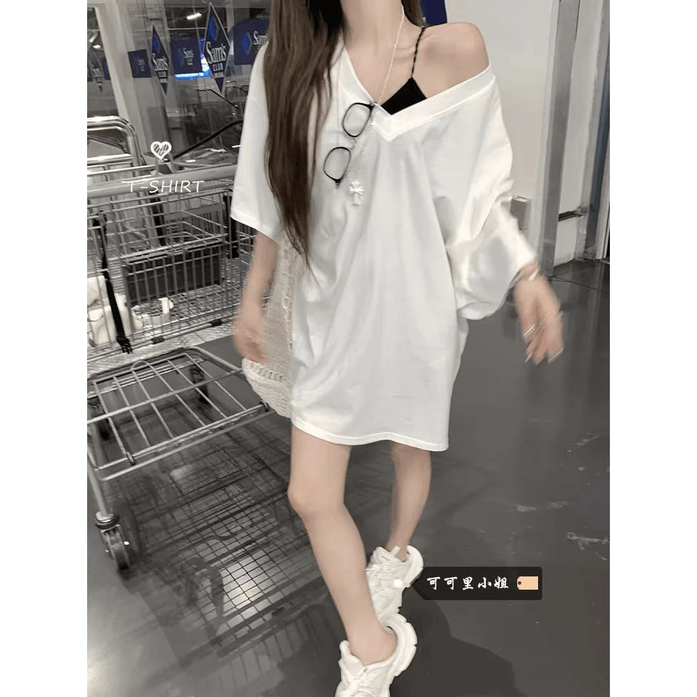 韩系慵懒风V领短袖T恤女夏季2024新款百搭宽松中长款休闲白色上衣