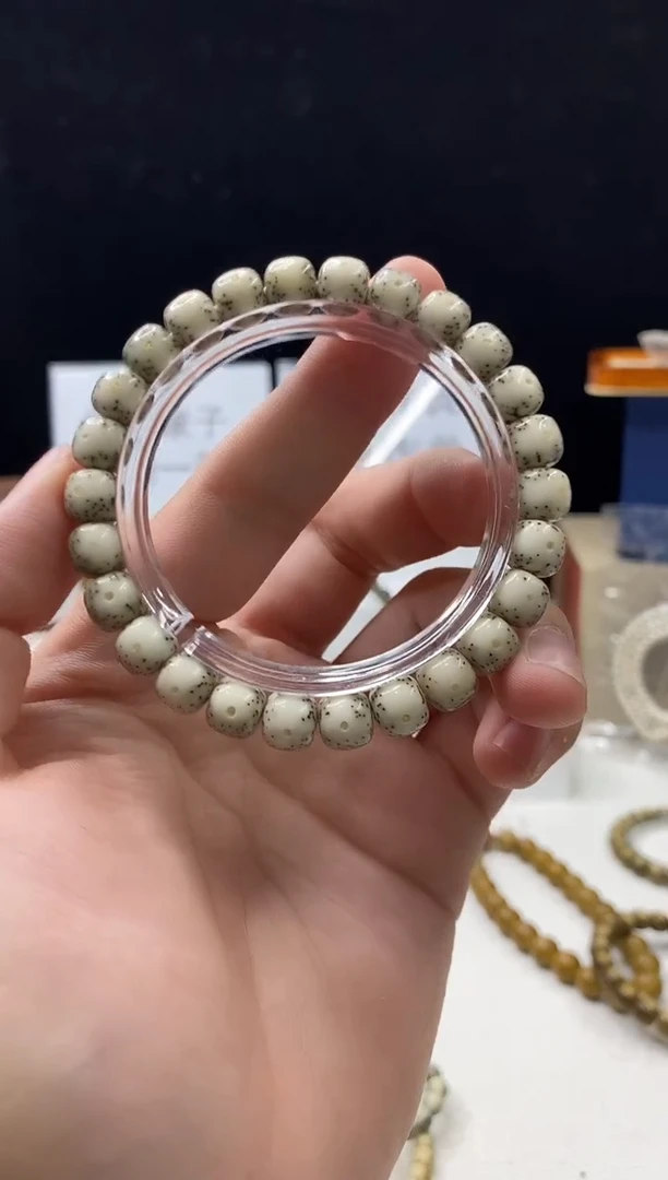 手串星月菩提348    b42
