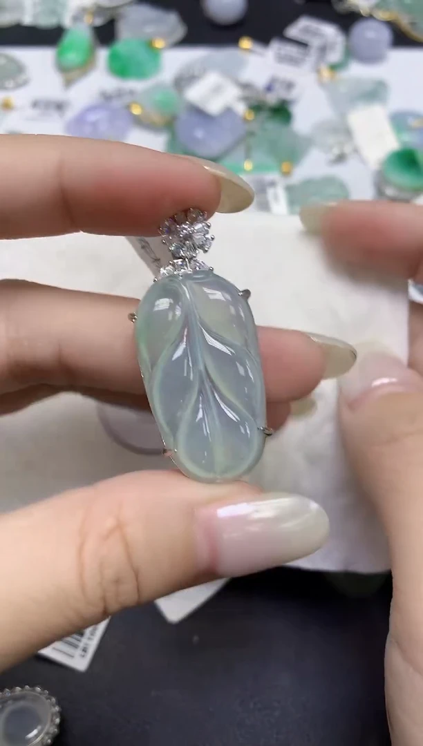 颈饰未镶嵌翡翠天然缅甸翡翠A货百元以上9元证书费自理