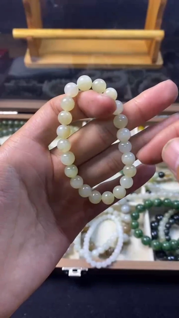 未镶嵌手串和田玉霍***孔主播推荐！！