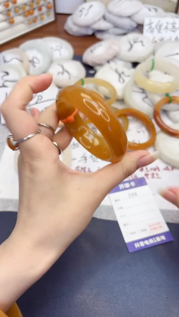 石英质玉手镯未镶嵌298-财气镯-圈口56