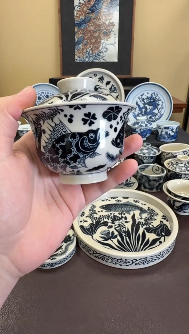 二号釉鱼藻纹元宝盖碗