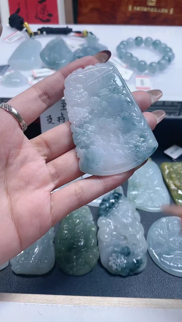 颈饰未镶嵌翡翠a22