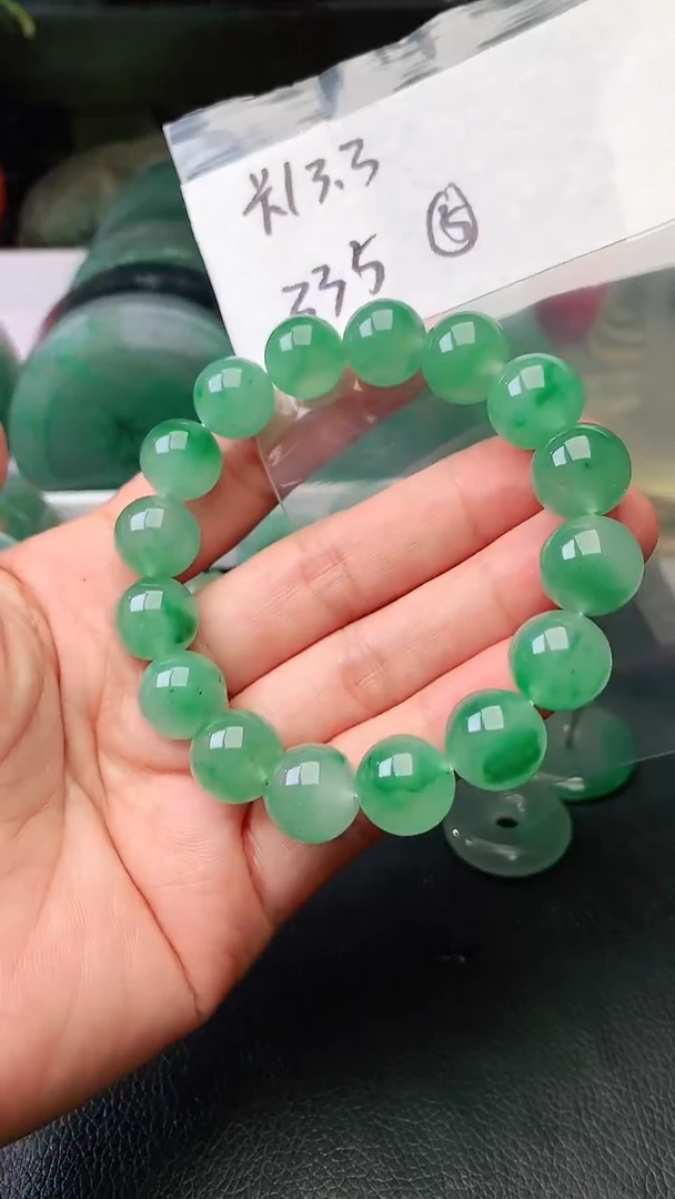 定制石英质玉（非洲翠）手串13.3mm