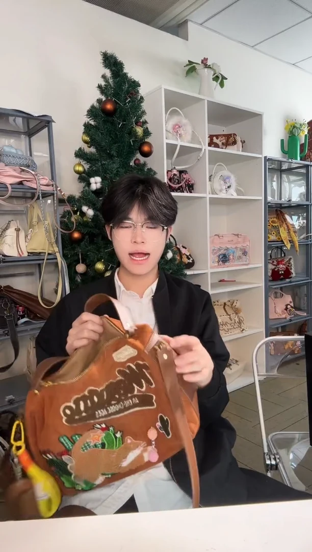 PU必灵手工潮包包