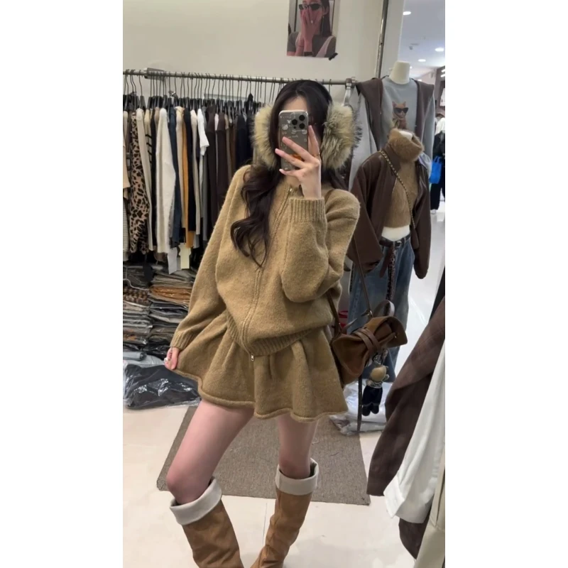 2025秋冬新款女韩系穿搭宽松圆领长袖毛衣外套高腰显瘦A字半身裙