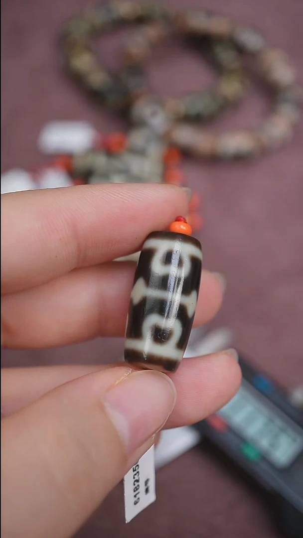 未镶嵌颈饰玛瑙/玉髓蚀花玛瑙珠定制编绳