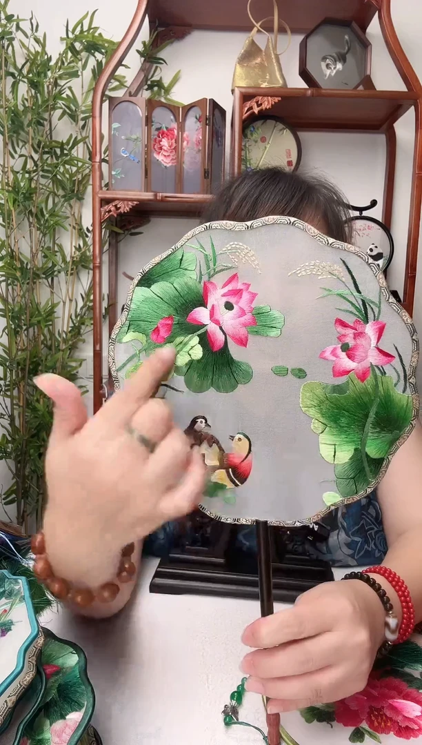 刺绣团扇-双面绣花