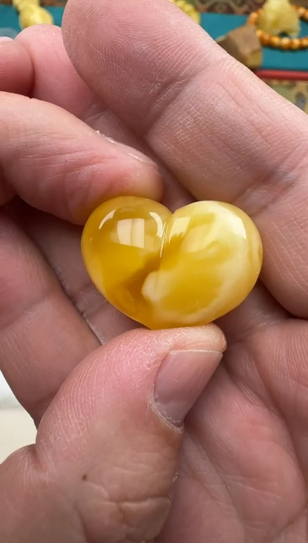 琥珀未镶嵌珠宝奇石妖花屁桃HZ173