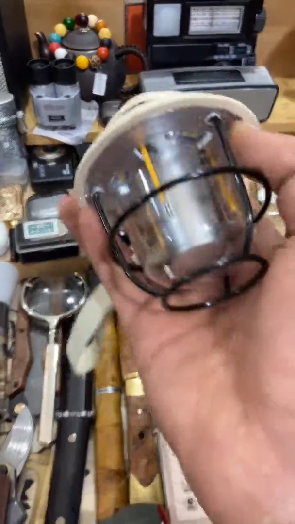 瓷片闪购商品  如图所示