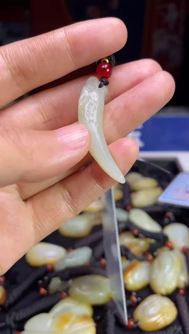 颈饰未镶嵌和田玉123