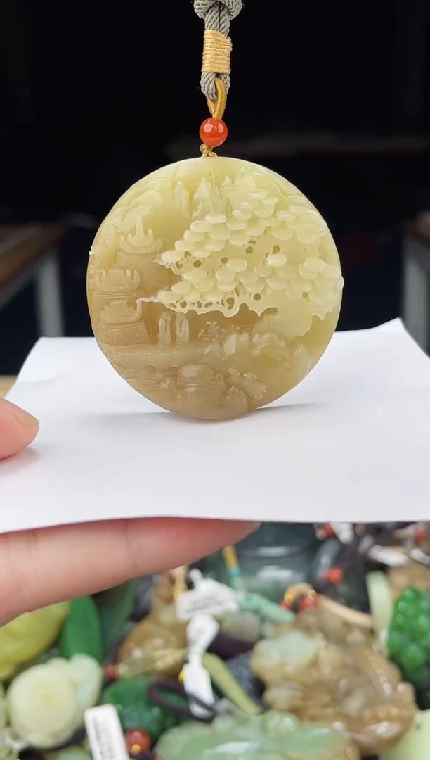 颈饰未镶嵌和田玉1